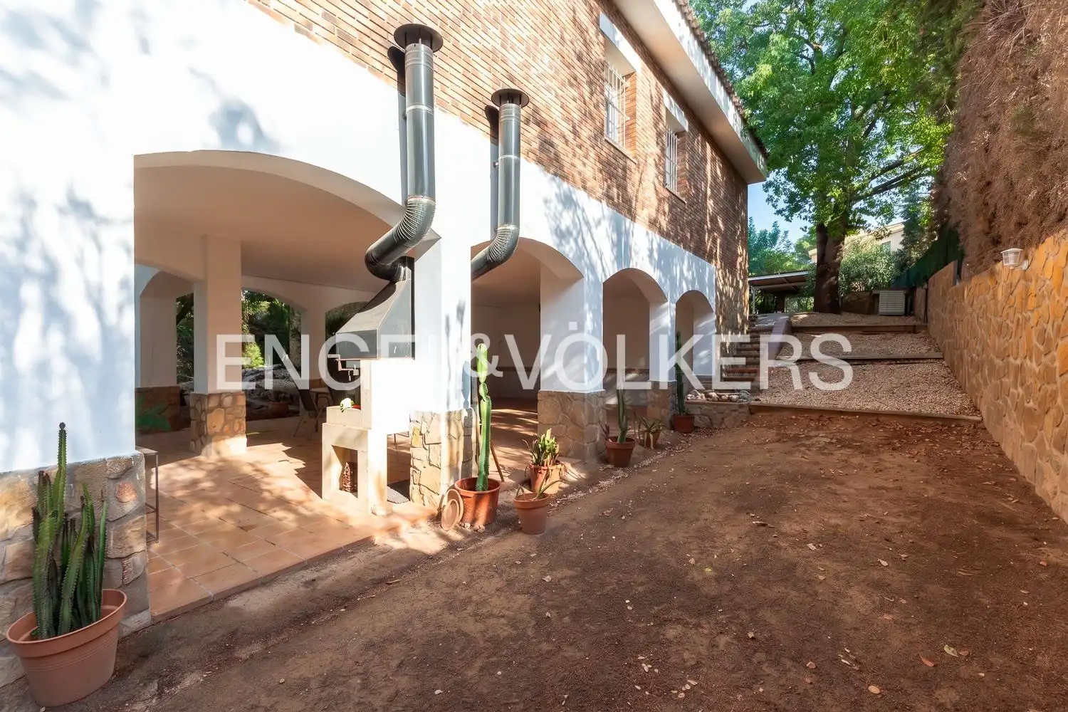 Vista exterior de Casa o chalet de alquiler en Paterna con Aire acondicionado, Calefacción y Jardín privado