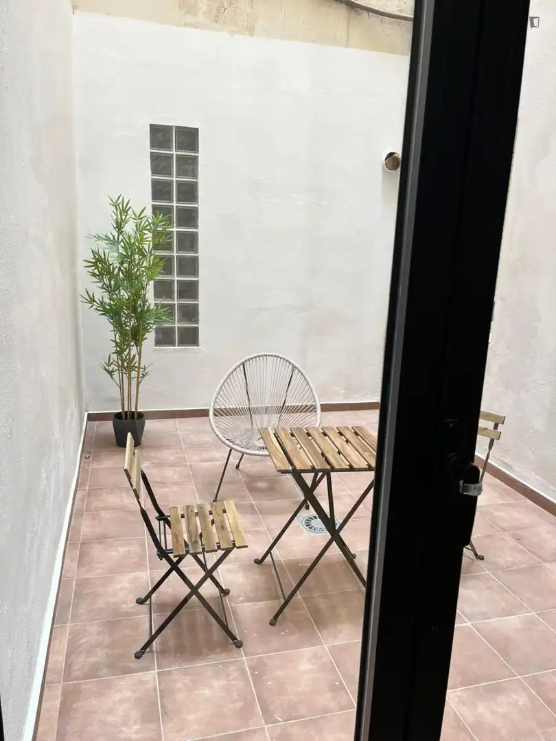 Terrassa de Apartament de lloguer en Valencia amb Aire condicionat, Moblat i Forn