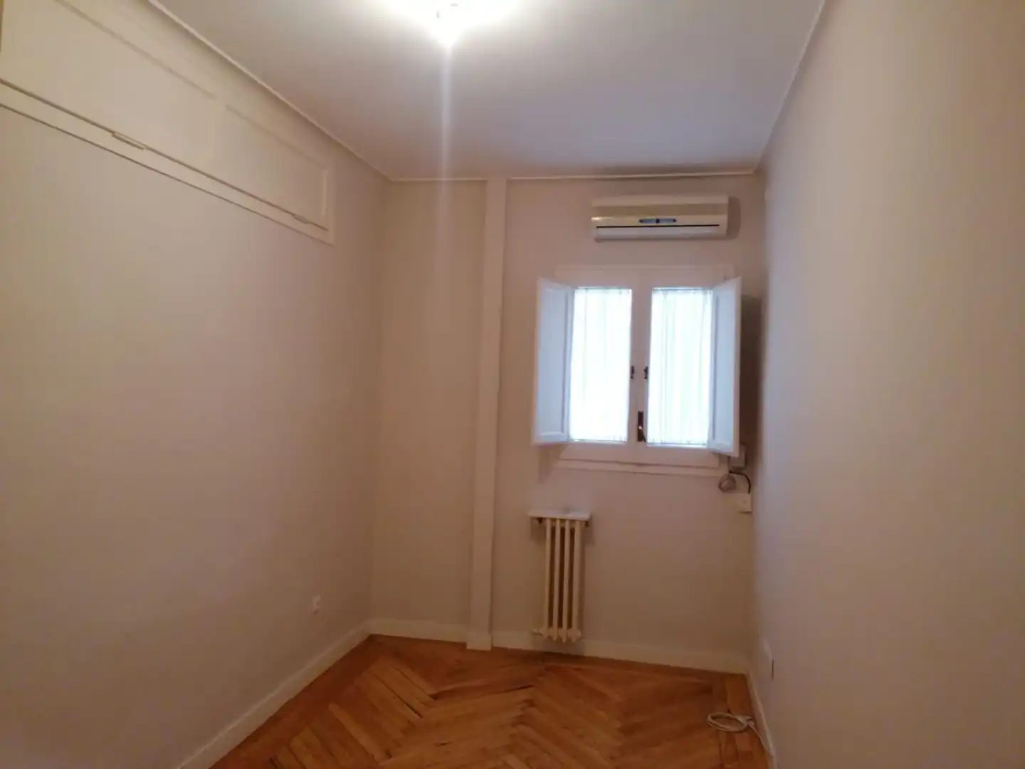 Habitación de Piso de alquiler en Madrid con Aire acondicionado, Calefacción y Parquet