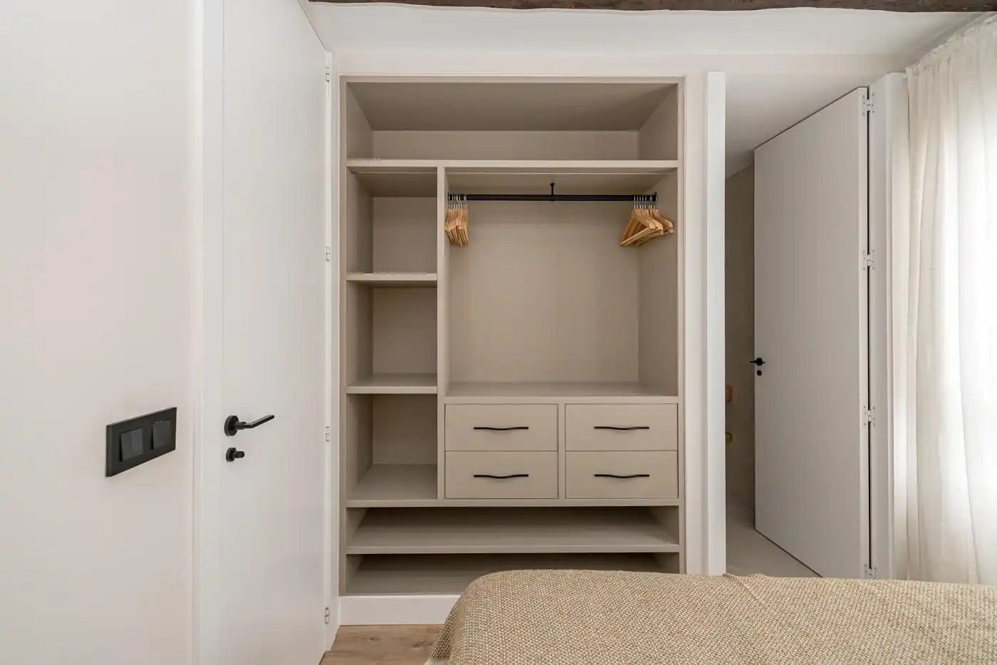 Habitación de Piso en venta en Madrid con Aire acondicionado y Calefacción