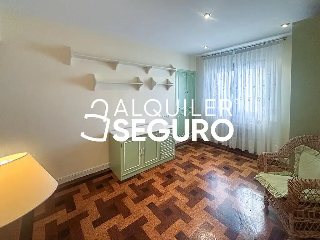 Piso con ascensor en alquiler en de Guzmán el Bueno, imagen 9