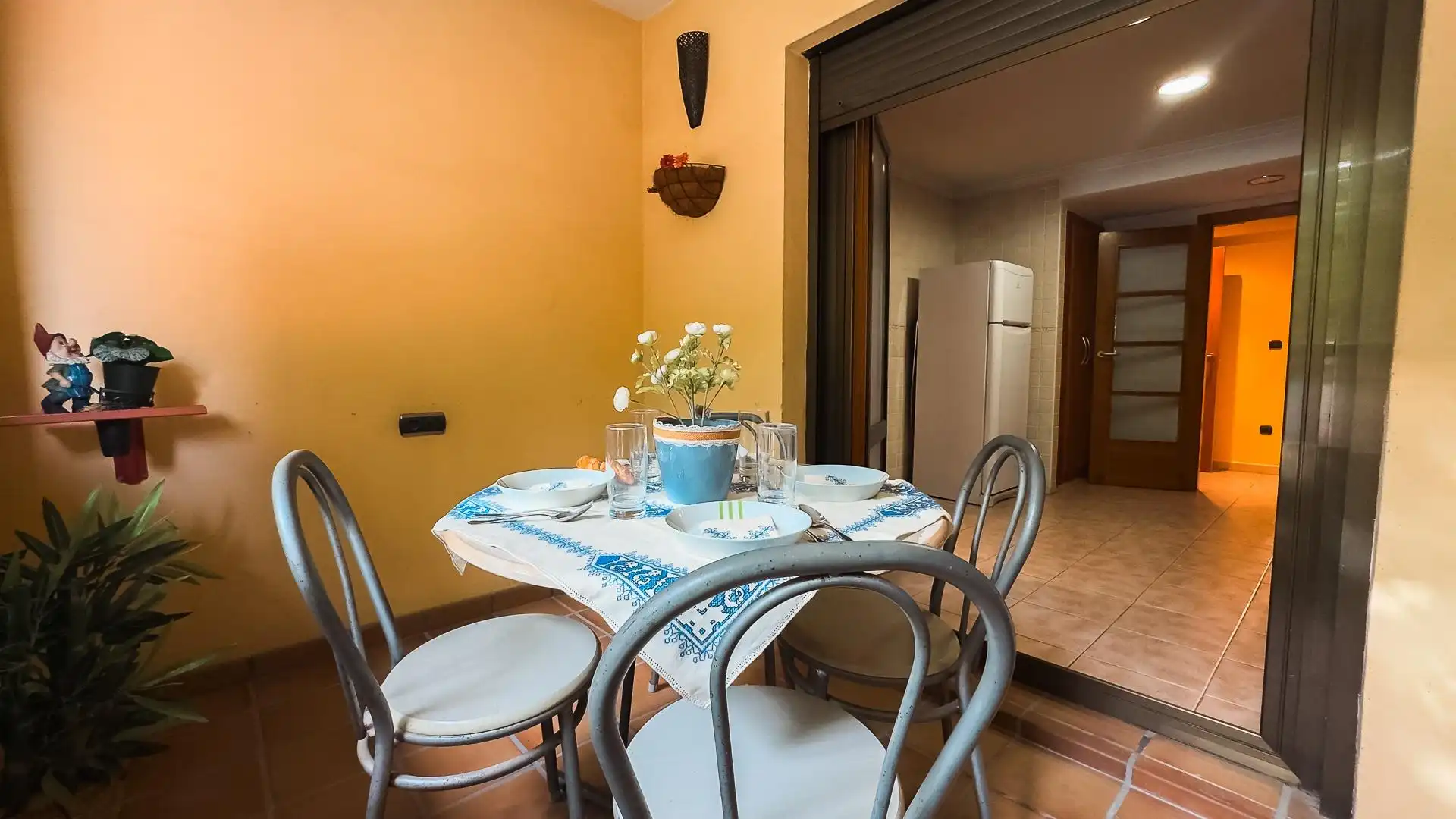 Dining room of Flat for sale in Planes  with Air Conditioner, Furnished and Balcony