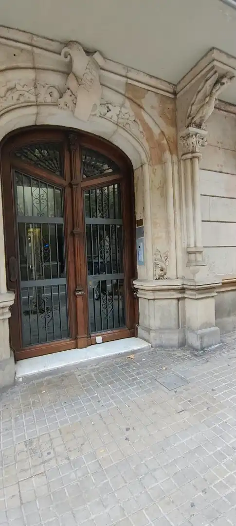 Local comercial en venta en Eixample, imagen 7