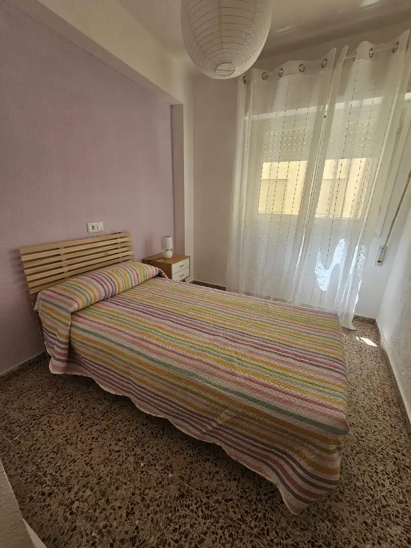 Habitación de Piso en venta en Tavernes de la Valldigna con Aire acondicionado, Terraza y Amueblado