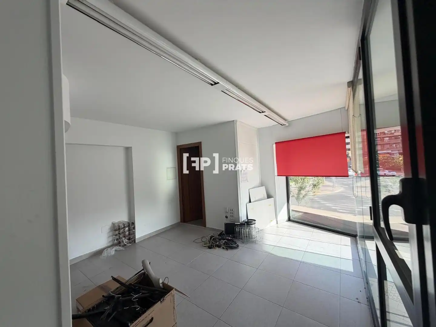 Business premises to rent in Lluis companys, imagen 10