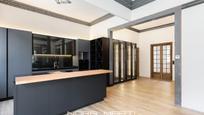 Kitchen of Planta baja to rent in  Barcelona Capital  with Air Conditioner, Heating and Private garden