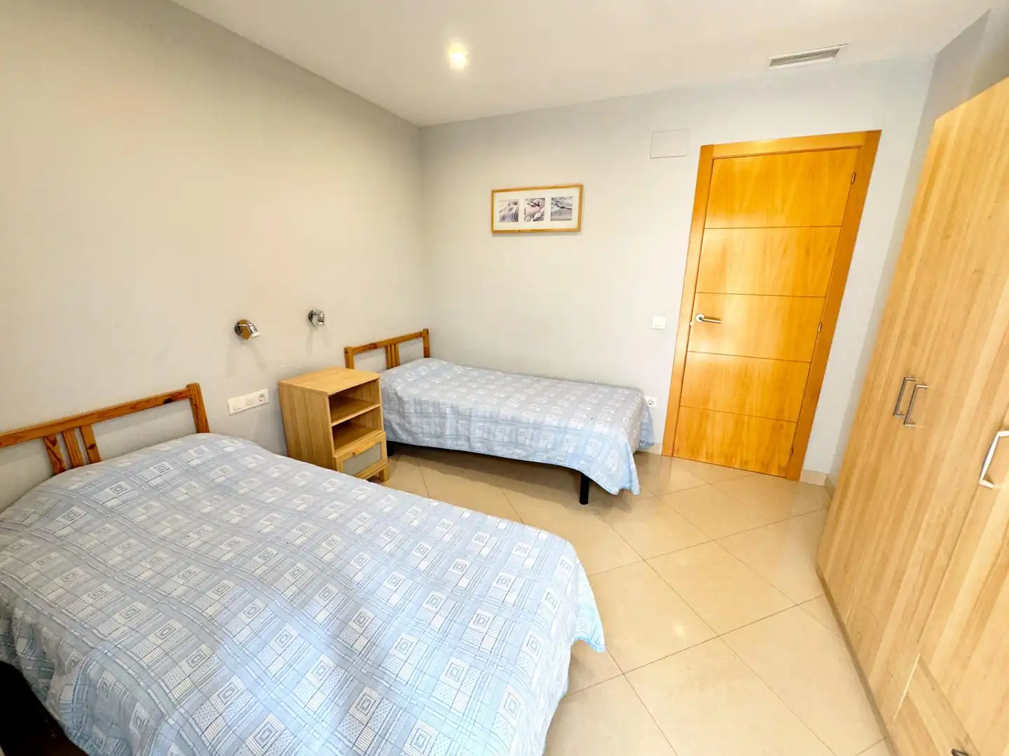Schlafzimmer von Wohnung zum Verkauf in Sitges mit Klimaanlage, Heizung und Balkon