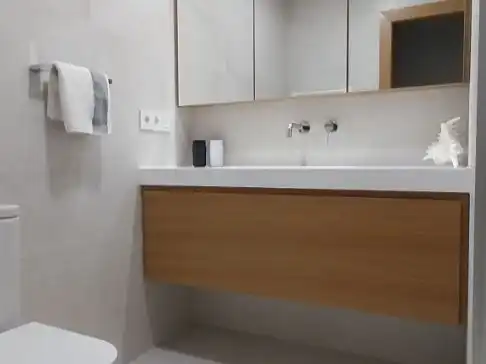 Bany de Pis en venda en Ayegui / Aiegi amb Aire condicionat, Calefacció i Parquet
