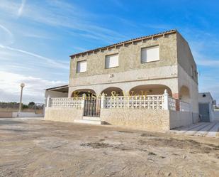 Vista exterior de Casa o xalet en venda en Elche / Elx amb Aire condicionat, Jardí privat i Terrassa