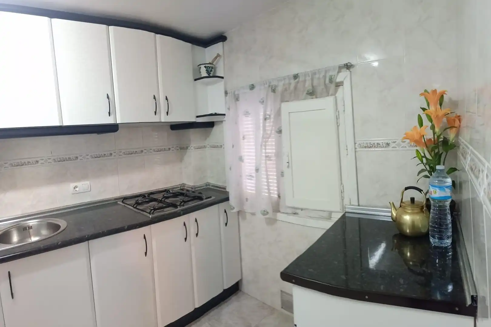 Cuina de Casa o xalet en venda en Sierro amb Terrassa i Traster