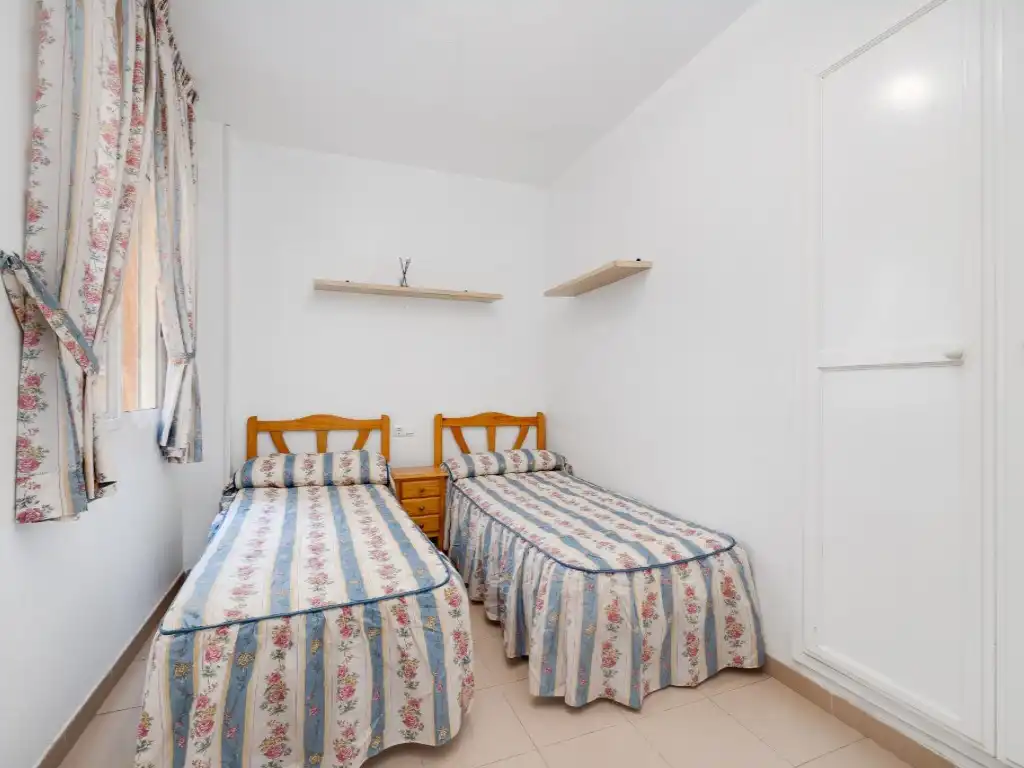 Houses for sale in Calle Mar Menor, La Veleta