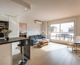 Living room of Attic to rent in  Barcelona Capital  with Air Conditioner, Heating and Parquet flooring