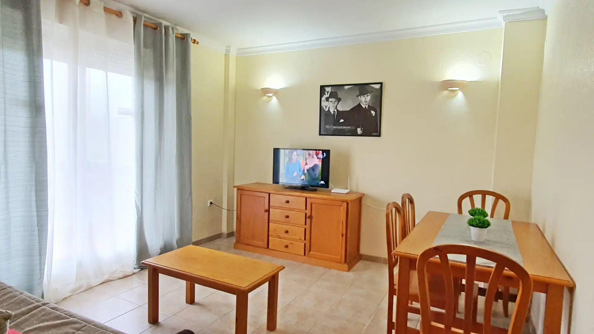 Sala de estar de Apartamento de alquiler en Xeraco con Aire acondicionado, Calefacción y Terraza