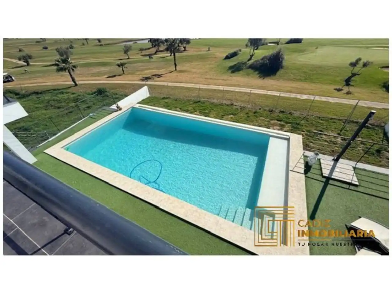 Piscina de Casa o xalet en venda en Puerto Real amb Aire condicionat, Calefacció i Jardí privat