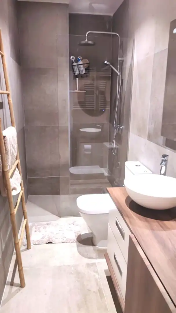 Baño de Piso de alquiler en Madrid con Calefacción