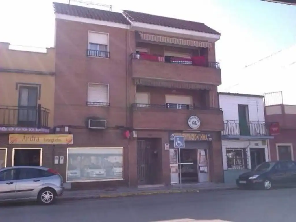 Local comercial en venda a Calle San José