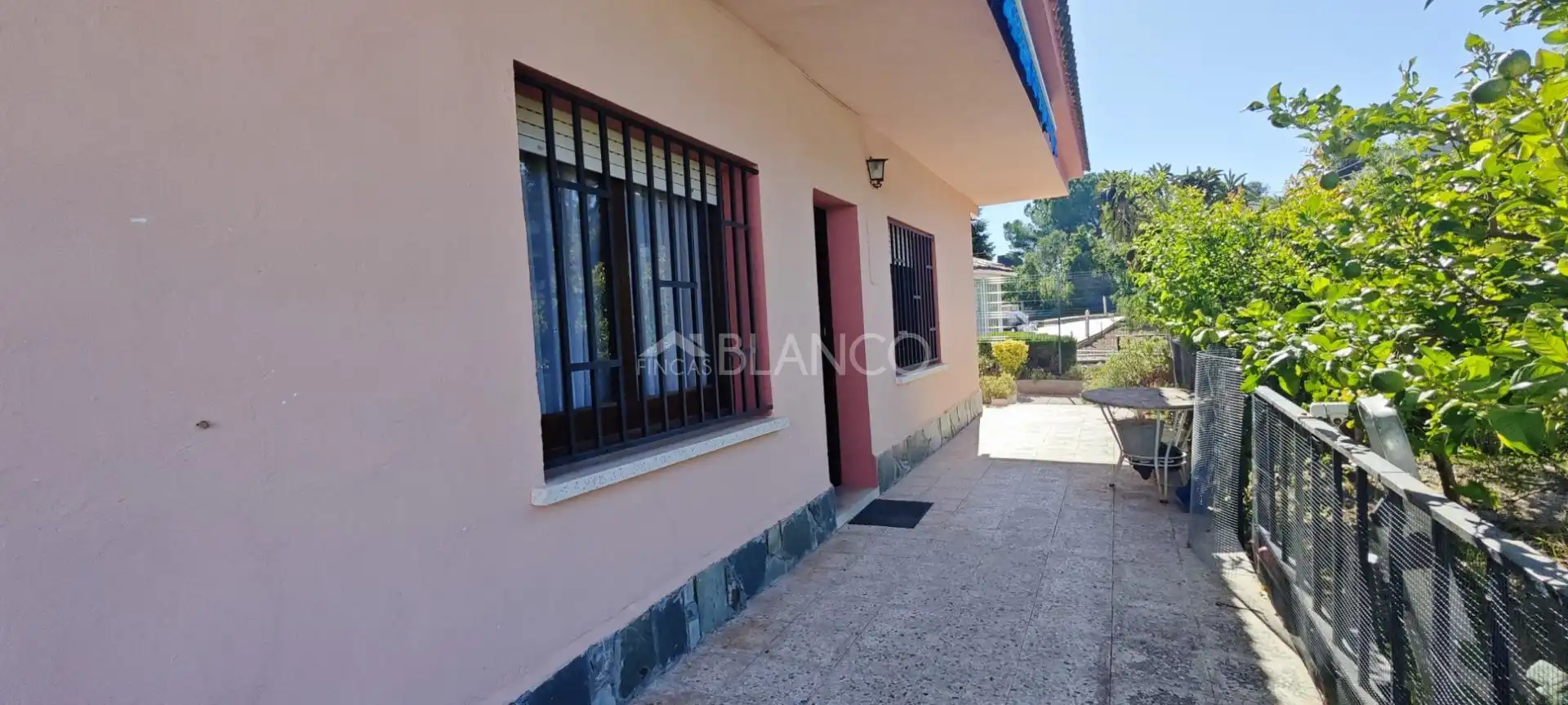 Casa amb jardí en venda a Piera, imagen 2
