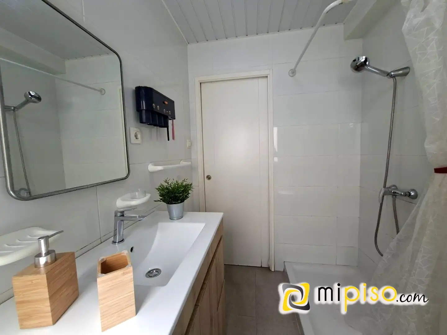 Baño de Piso en venta en Santoña con Calefacción