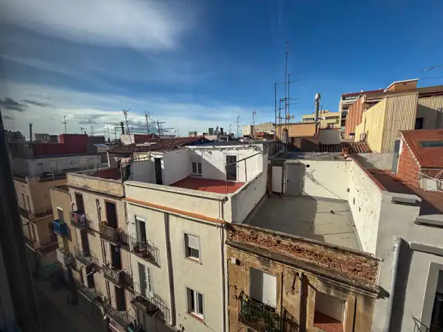 Vista exterior de Piso en venta en Reus con Aire acondicionado, Calefacción y Parquet