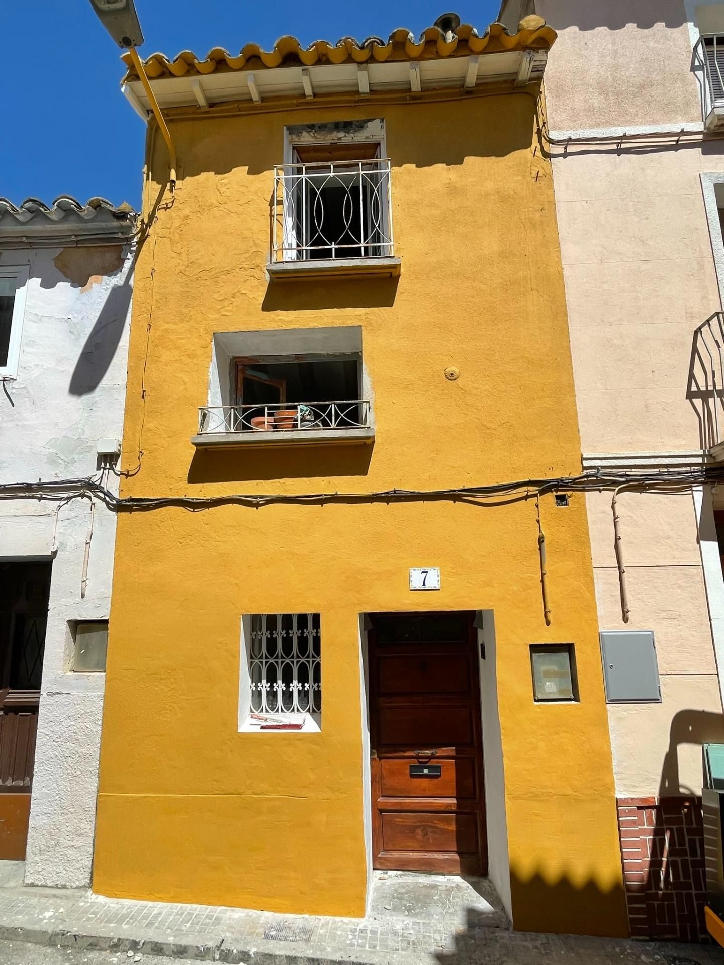 Vista exterior de Finca rústica en venda en Almudévar amb Calefacció, Parquet i Balcó