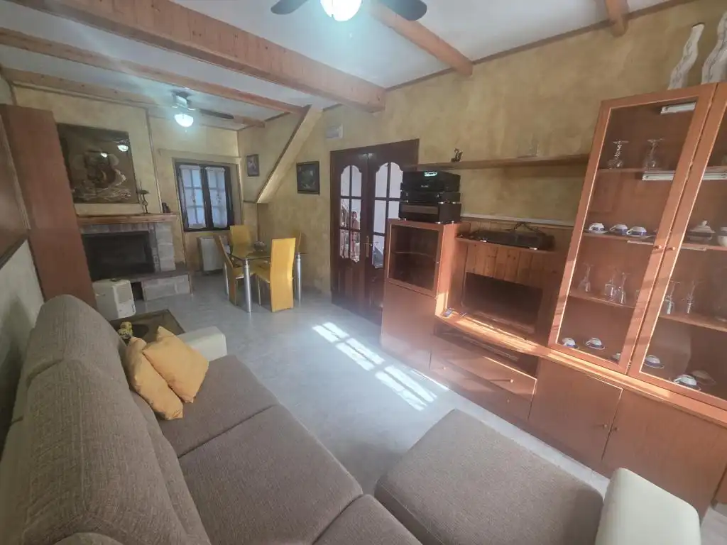 Living room of Houses for sale in Boiro  with Heating, Private garden and Parquet flooring