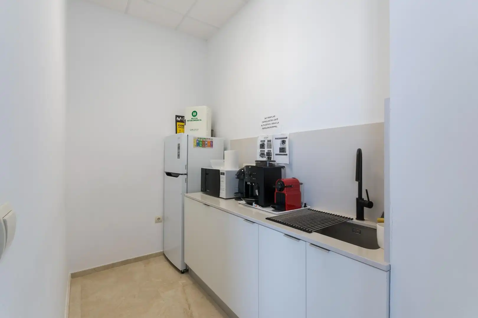Cocina de Oficina de alquiler en Gandia con Aire acondicionado, Calefacción y Terraza