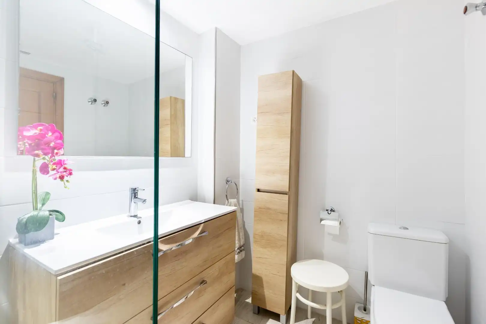 Bathroom of Flat for sale in  Palma de Mallorca  with Air Conditioner, Heating and Private garden