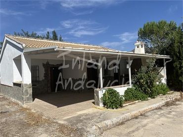 Villa zum Verkauf in Priego de Córdoba