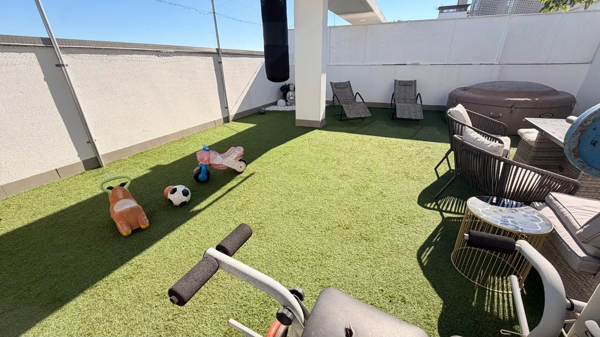Terrasse von Dachboden zum Verkauf in Elche / Elx mit Heizung, Terrasse und Abstellraum