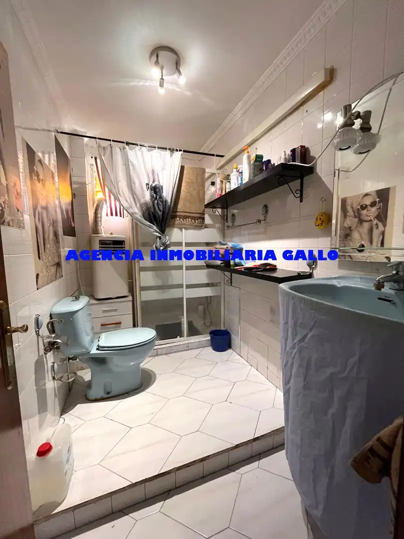 Baño de Piso en venta en Sevilla con Aire acondicionado y Trastero