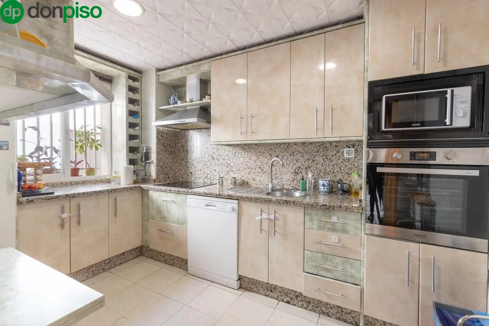 Kitchen of Detached homes for sale in Armilla  with Air Conditioner, Heating and Terrace