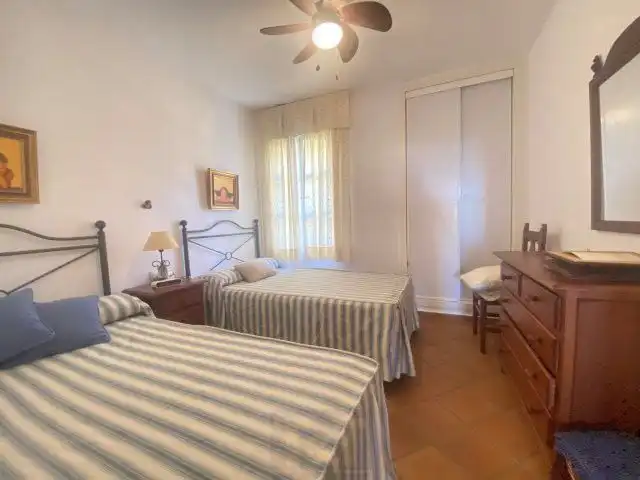 Schlafzimmer von Wohnungen zum Verkauf in Islantilla mit Klimaanlage, Heizung und Terrasse