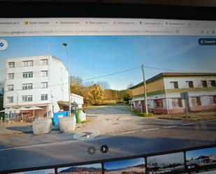 Building for sale in Oleiros
