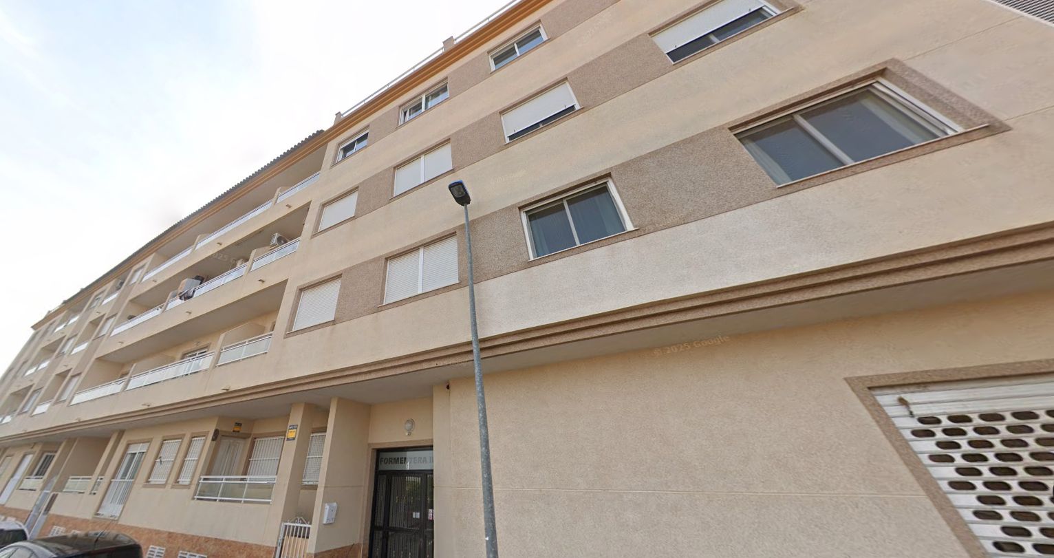 Exterior view of Flat for sale in Formentera del Segura  with Air Conditioner, Terrace and Storage room