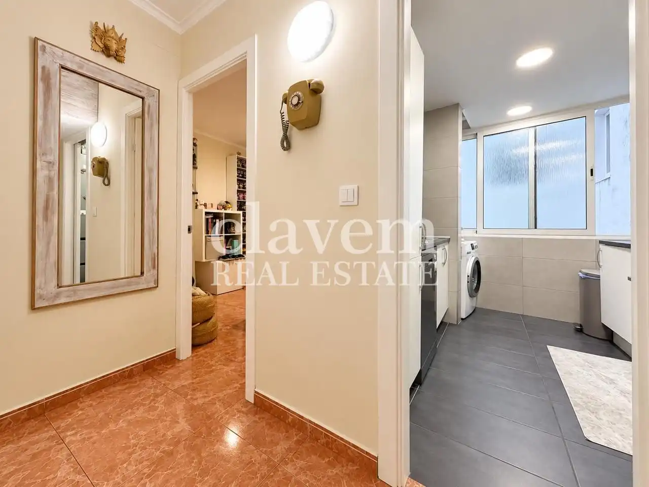 Flat with lift for sale in Via Júlia, imagen 6
