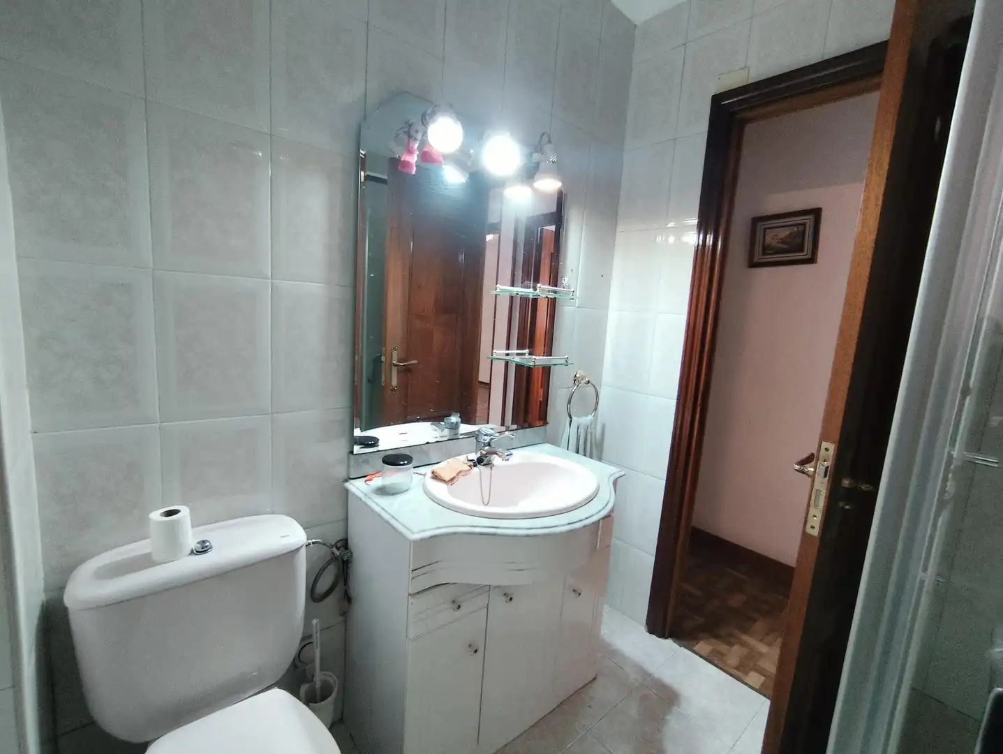 Bany de Pis en venda en Alcalá de Henares amb Parquet