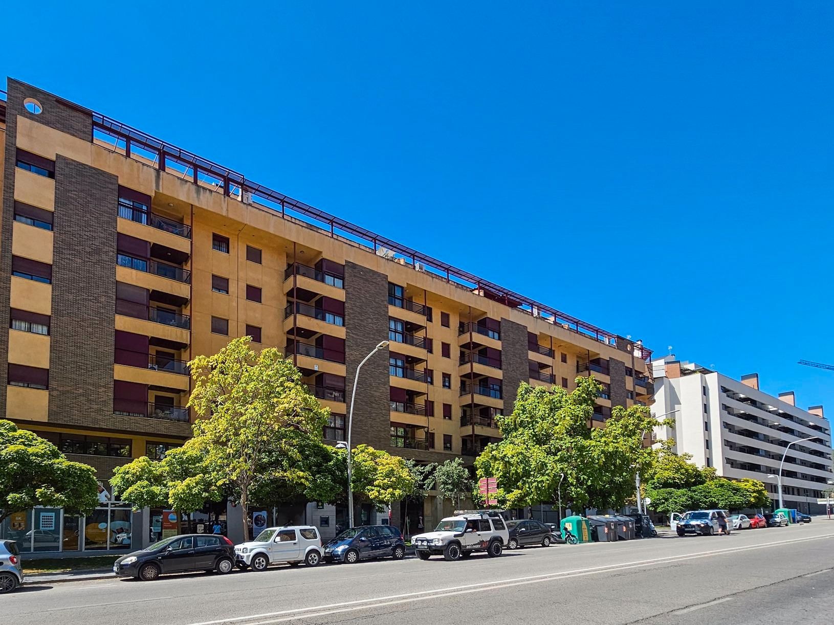 Exterior view of Flat for sale in  Jaén Capital  with Air Conditioner, Heating and Terrace