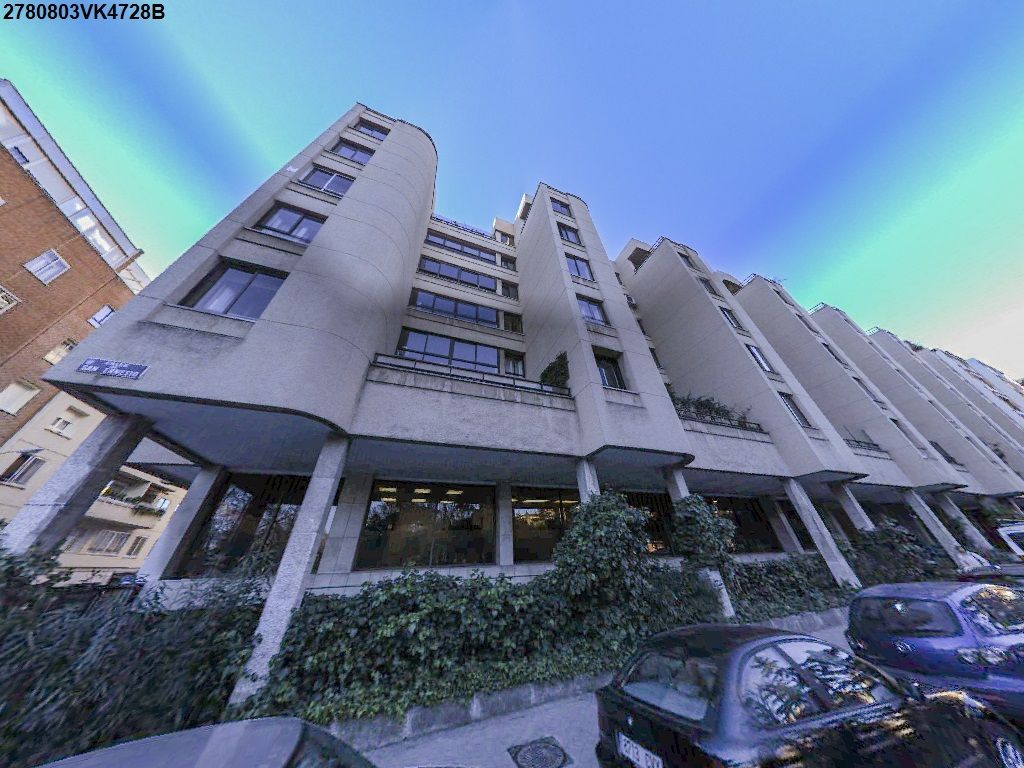 Vista exterior de Local en venta en  Madrid Capital
