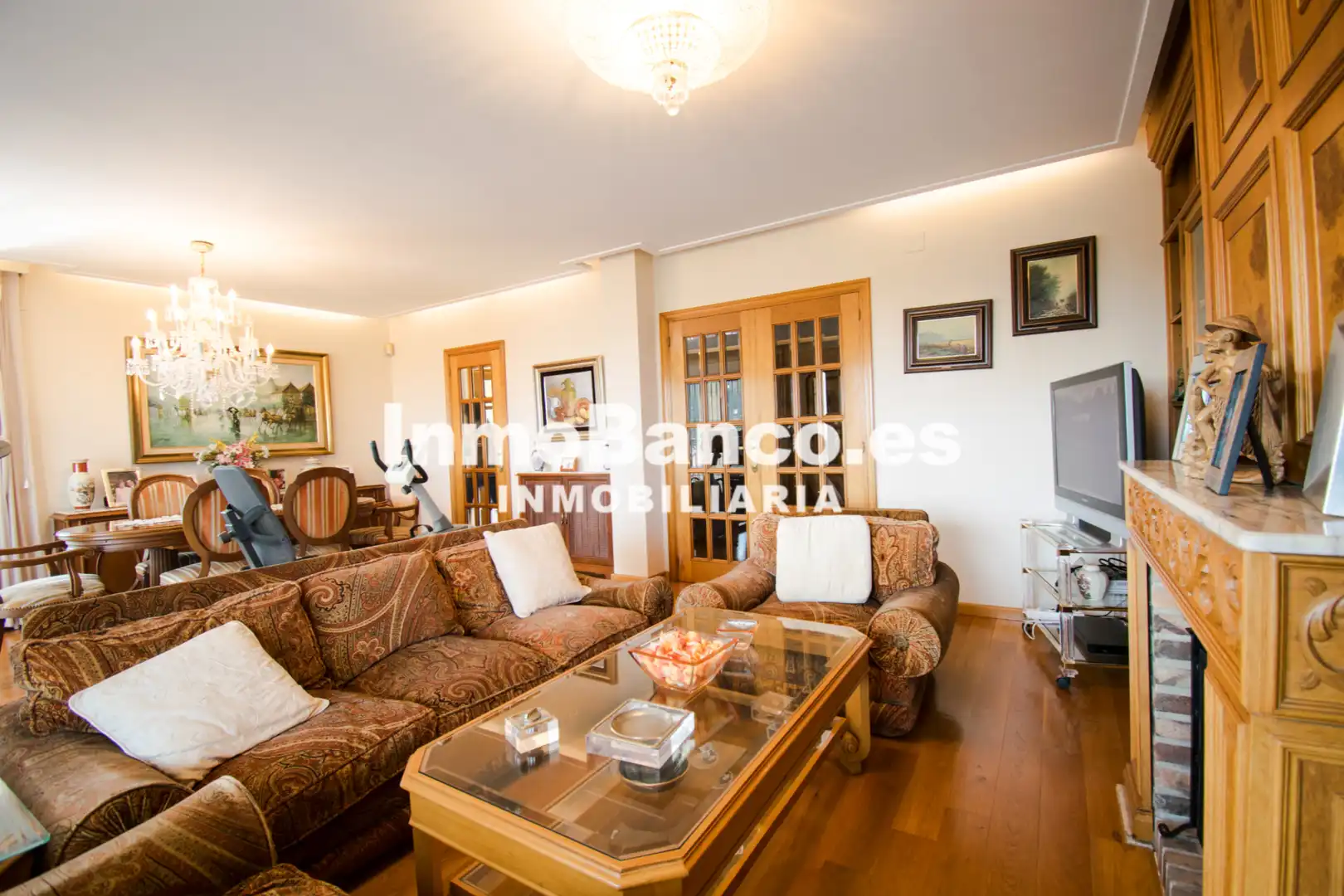 Sala de estar de Casa o chalet en venta en Chiva con Aire acondicionado, Calefacción y Jardín privado