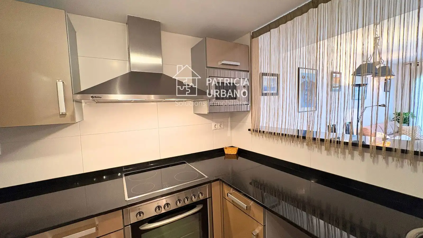 Kitchen of Flat for sale in Cambrils  with Air Conditioner, Heating and Parquet flooring