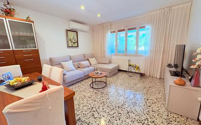 Living room of Flat for sale in Castellar del Vallès  with Air Conditioner