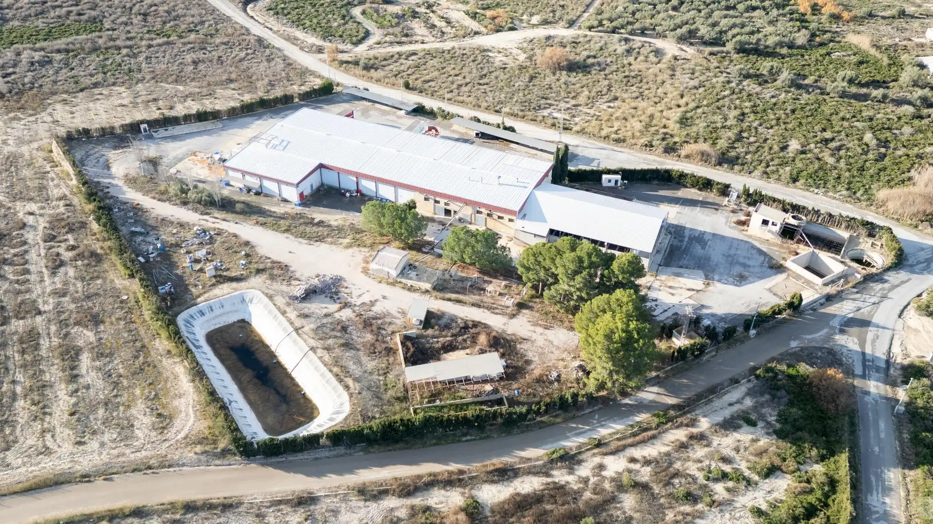 Vista exterior de Nau industrial de lloguer en Cieza
