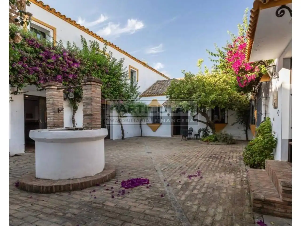 Exterior view of Houses for sale in Alcalá de Guadaira  with Air Conditioner, Heating and Private garden