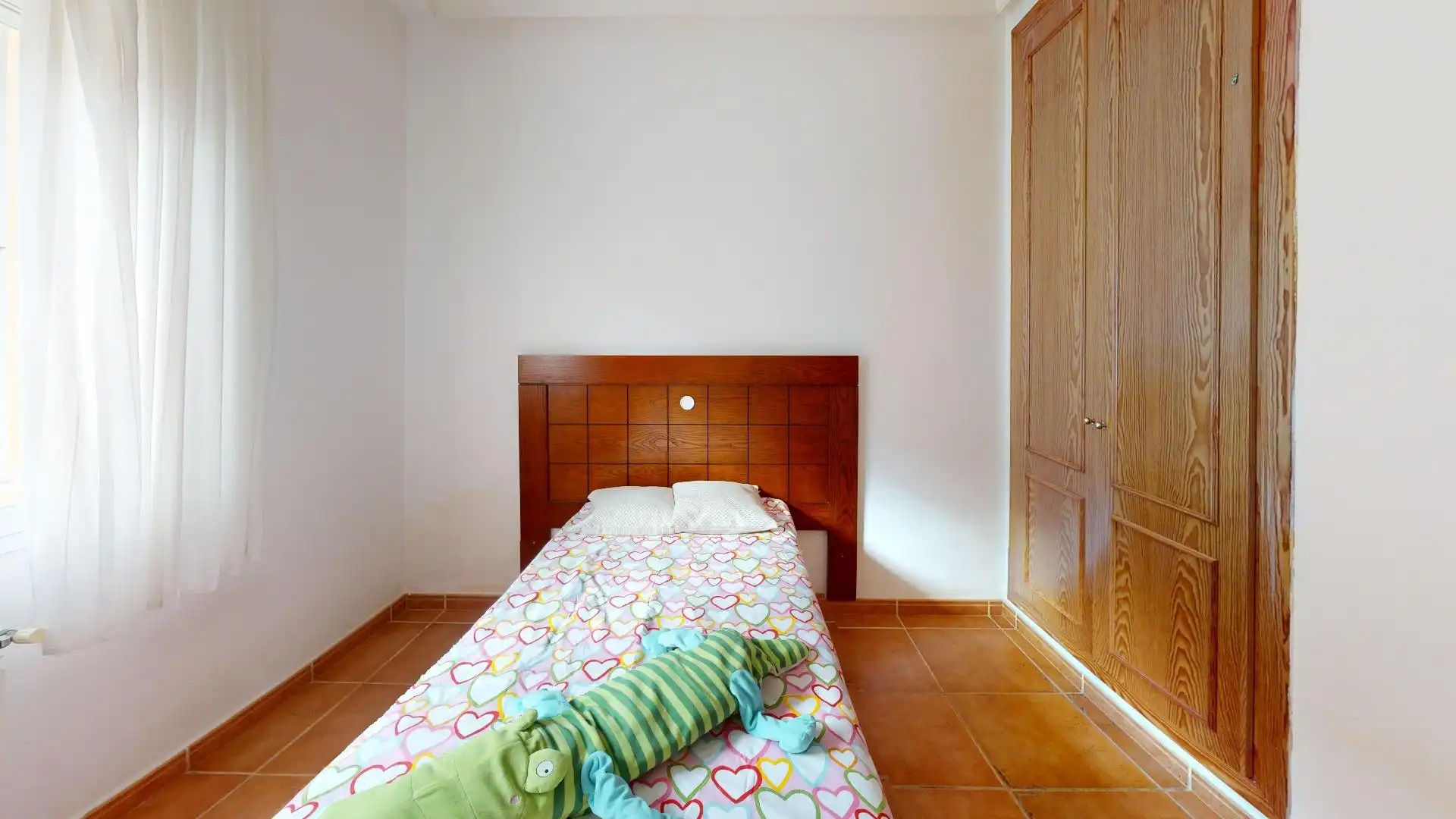 Dormitori de Casa o xalet en venda en Pioz amb Calefacció, Jardí privat i Alarma