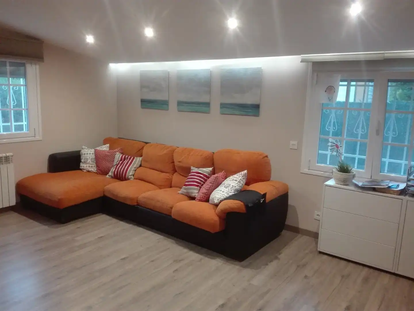Sala de estar de Casa o chalet en venta en Simancas con Jardín privado, Parquet y Terraza