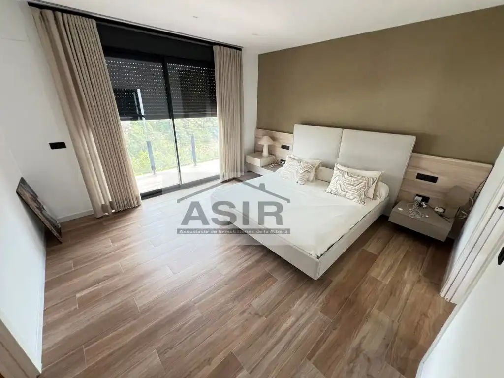 Habitación de Casa o chalet en venta en Alzira con Aire acondicionado, Terraza y Piscina
