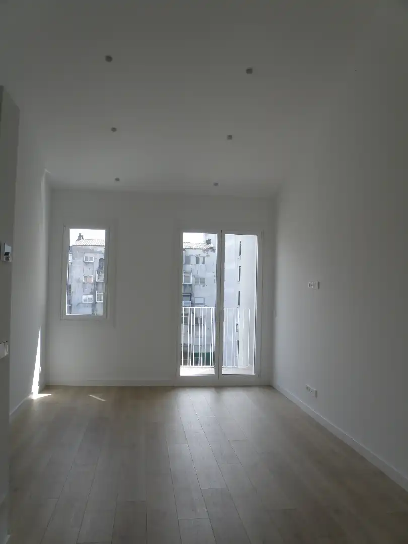 Schlafzimmer von Dachboden zur Miete in Vigo  mit Heizung, Terrasse und Ofen