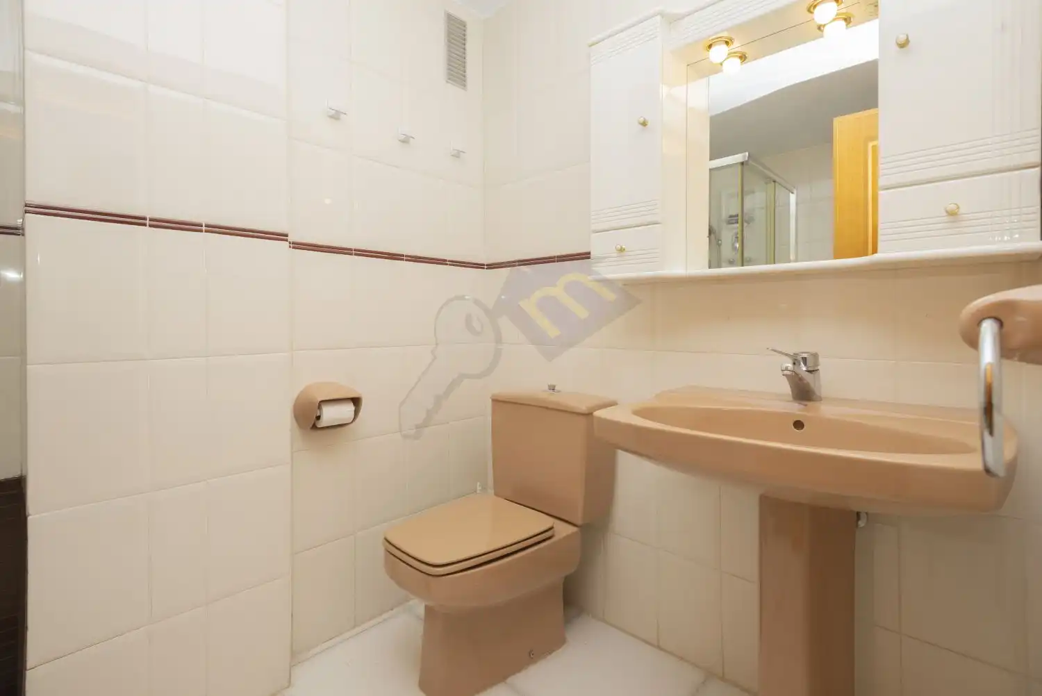 Baño de Apartamento en venta en Calpe / Calp con Terraza y Piscina comunitaria