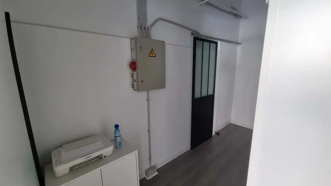 Gewerbefläche zur Miete in Calle Albéniz, imagen 2