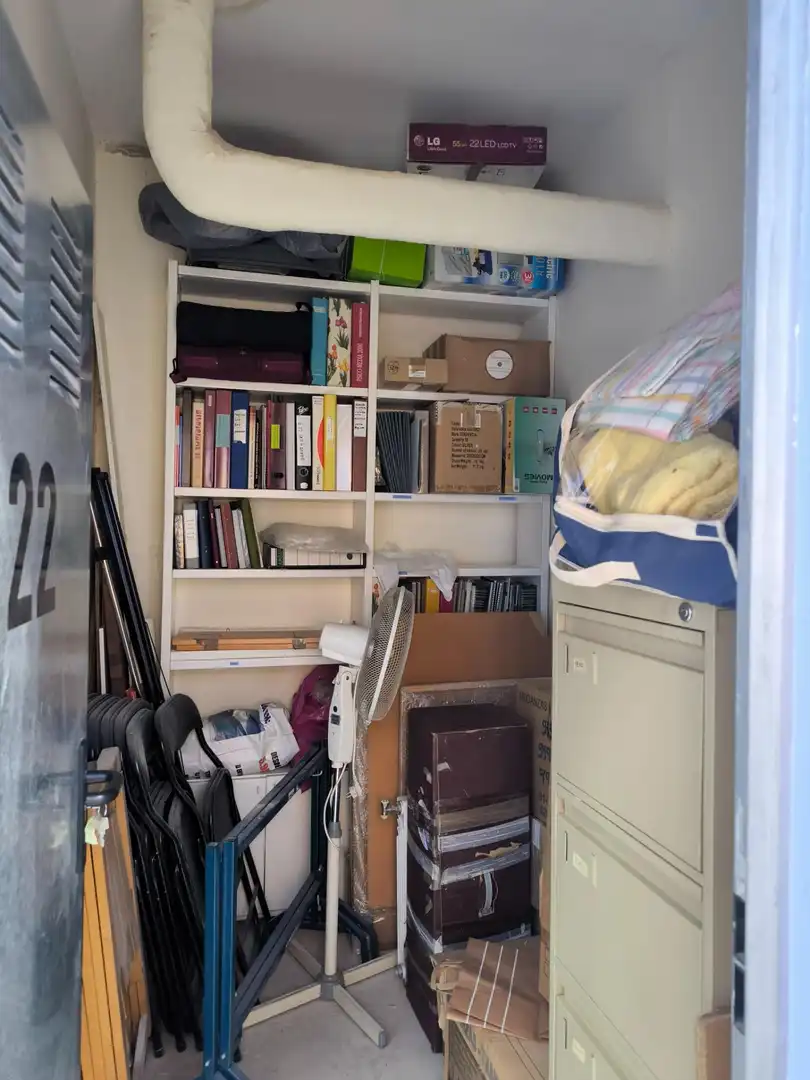 Flat for sale in Madrid  with Air Conditioner, Heating and Storage room